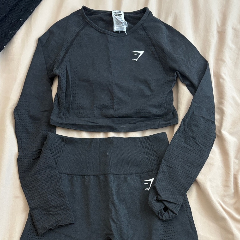 Gymshark Charcoal Long Sleeve Crop Top and Leggings Set
